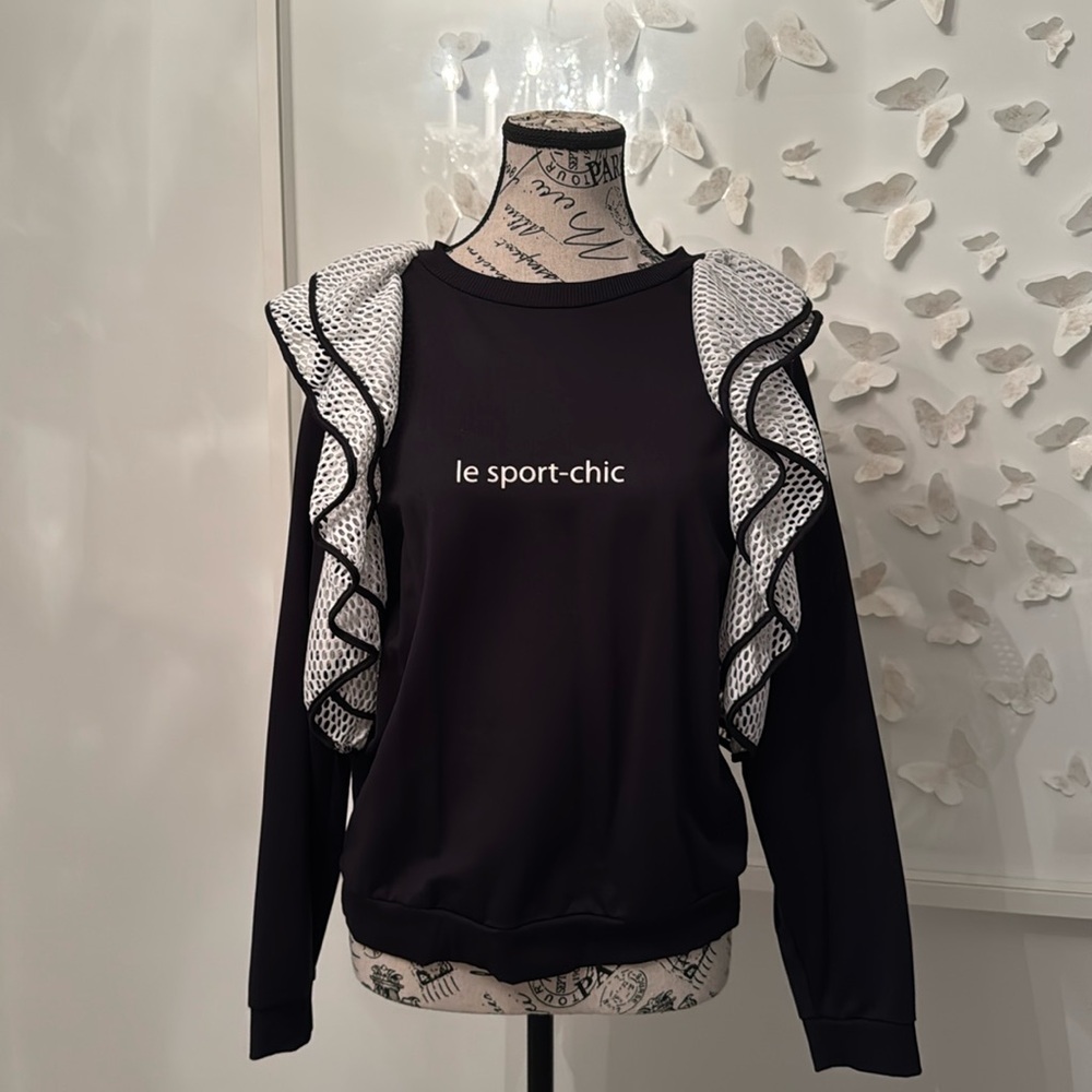 Beautiful casual long sleeve ruffles sweatshirt